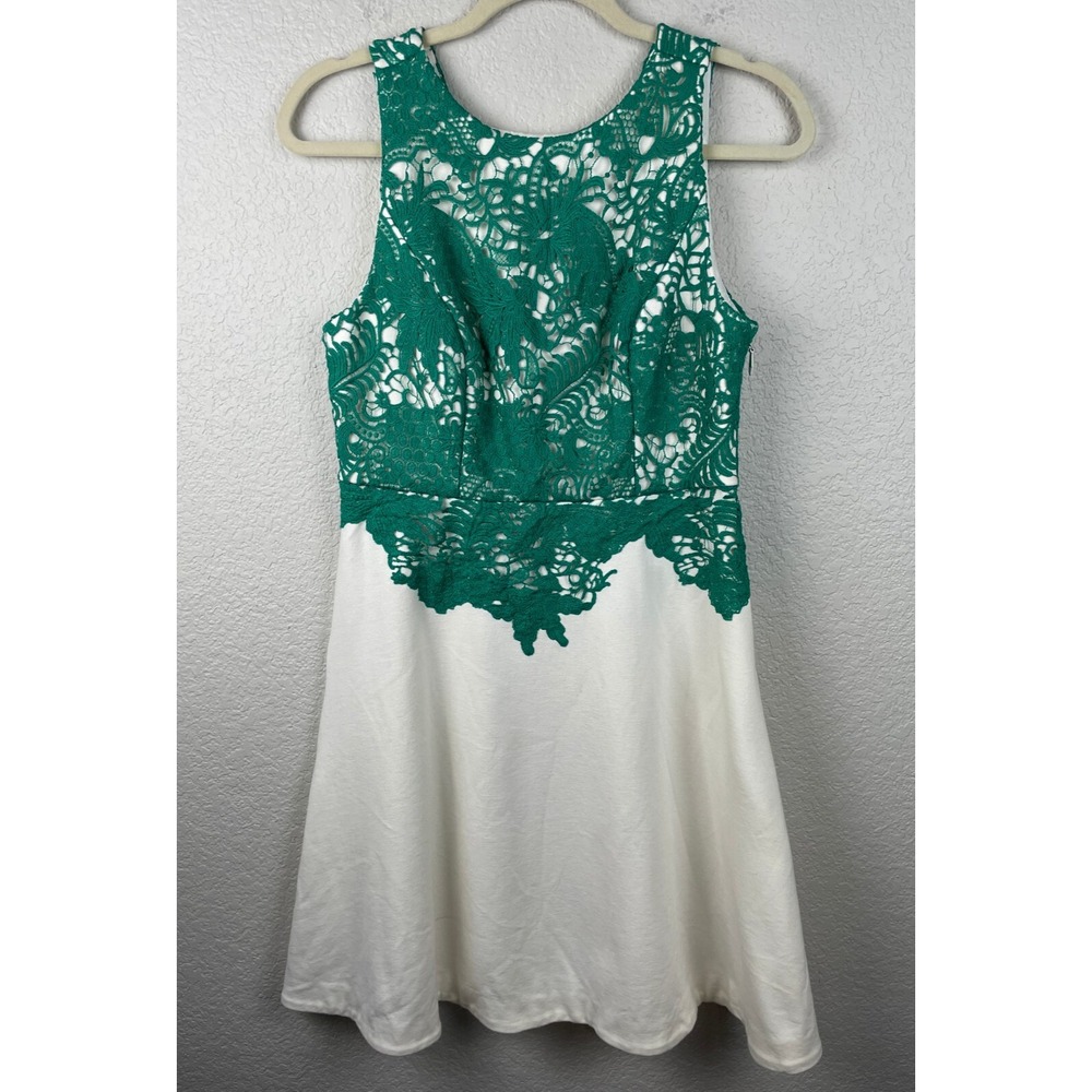 Anthropologie Moulinette Soeurs‎ Dress 10 Green Cream Arbour Lace Crochet